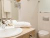 11-hotel-angelica-classic-double-room-bathroom