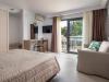 14-lagomandra-beach-room3